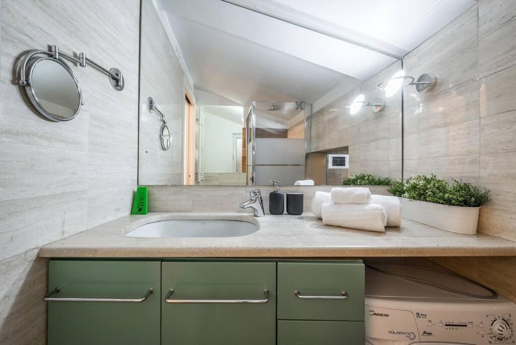 Duomo In 5 Minutes Cozy And Quiet Apartment Милано Екстериор снимка